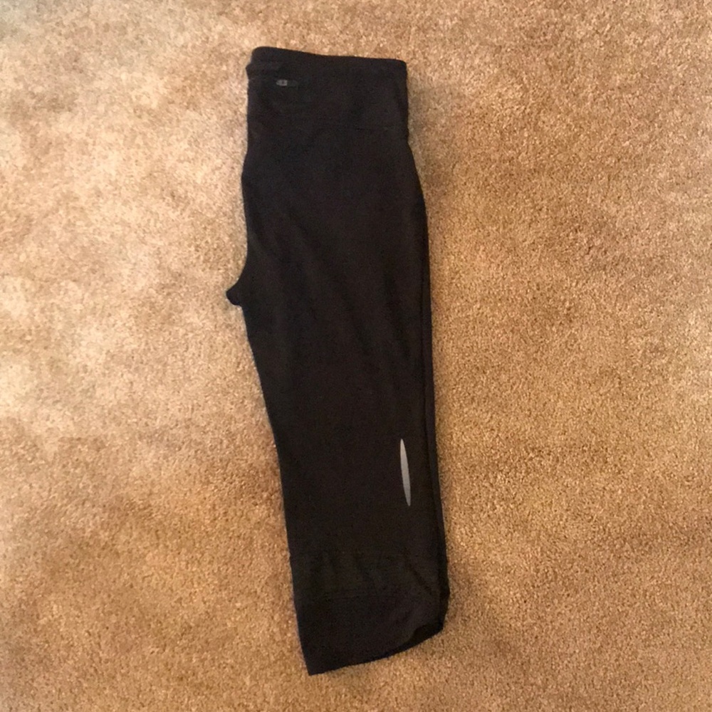 Athletic Capri leggings